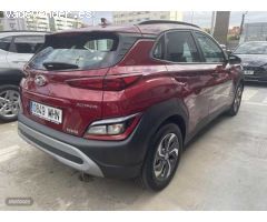 Hyundai Kona 1.6 GDI HEV Maxx DCT de 2023 con 9.880 Km por 25.500 EUR. en Madrid