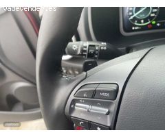 Hyundai Kona 1.6 GDI HEV Maxx DCT de 2023 con 9.880 Km por 25.500 EUR. en Madrid