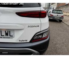 Hyundai Kona 1.6 GDI HEV Style Sky Lime DCT de 2022 con 39.000 Km por 23.990 EUR. en Madrid