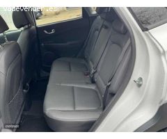 Hyundai Kona 1.6 GDI HEV Style Sky Lime DCT de 2022 con 39.000 Km por 23.990 EUR. en Madrid