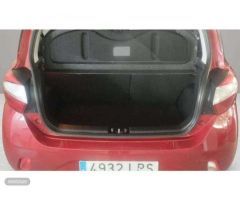 Hyundai i10 1.0 Klass de 2021 con 28.000 Km por 13.500 EUR. en Madrid