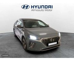 Hyundai Ioniq 1.6 GDI HEV Tecno DCT de 2021 con 85.700 Km por 19.900 EUR. en Madrid