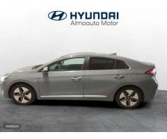 Hyundai Ioniq 1.6 GDI HEV Tecno DCT de 2021 con 85.700 Km por 19.900 EUR. en Madrid