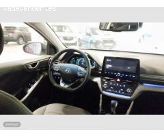 Hyundai Ioniq 1.6 GDI HEV Tecno DCT de 2021 con 85.700 Km por 19.900 EUR. en Madrid