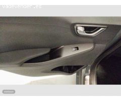 Hyundai Ioniq 1.6 GDI HEV Tecno DCT de 2021 con 85.700 Km por 19.900 EUR. en Madrid