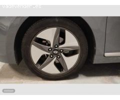 Hyundai Ioniq 1.6 GDI HEV Tecno DCT de 2021 con 85.700 Km por 19.900 EUR. en Madrid