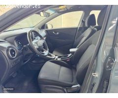 Hyundai Kona 1.0 TGDI Maxx 4X2 DCT de 2022 con 79.568 Km por 21.900 EUR. en Madrid
