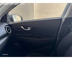 Hyundai Kona 1.0 TGDI Maxx 4X2 DCT de 2022 con 79.568 Km por 21.900 EUR. en Madrid