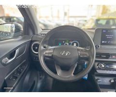 Hyundai Kona 1.0 TGDI Maxx 4X2 DCT de 2022 con 79.568 Km por 21.900 EUR. en Madrid
