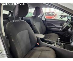 Hyundai Kona 1.0 TGDI Maxx de 2024 con 7.750 Km por 22.890 EUR. en Madrid