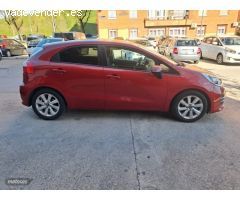 Kia Rio 1.2i 84cv (GPS+CAMARA TRAS) de 2015 con 150.000 Km por 6.950 EUR. en Madrid