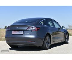 Tesla Model 3 Gran Autonomia AWD de 2019 con 78.002 Km por 25.350 EUR. en Madrid