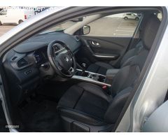 Renault Kadjar Zen de 2019 con 51.000 Km por 18.500 EUR. en Valladolid