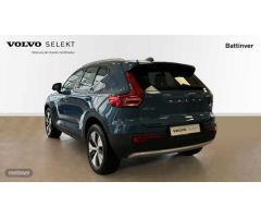 Volvo XC40 Recharge Plus, T4 plug-in hybrid, El?ctrico/Gasolina, Bright de 2023 con 17.291 Km por 40