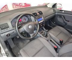 Volkswagen Golf 1.6 i de 2007 con 132.651 Km por 6.990 EUR. en Tarragona