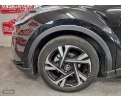 Toyota C-HR 1.8 125H de 2022 con 43.500 Km por 24.900 EUR. en Tarragona