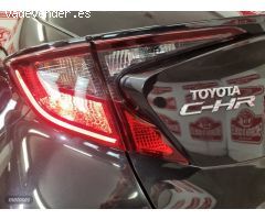 Toyota C-HR 1.8 125H de 2022 con 43.500 Km por 24.900 EUR. en Tarragona