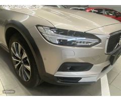 Volvo V 90 Plus, B4 AWD Mild Hybrid, Diesel, Bright de 2024 con 1 Km por 63.900 EUR. en Navarra