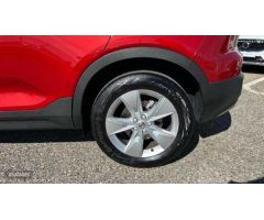 Volvo XC40 2.0 B3 CORE AUTO 163 5P de 2024 con 18.986 Km por 33.500 EUR. en Malaga