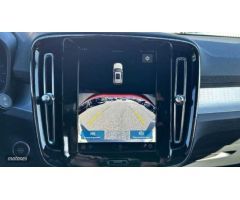 Volvo XC40 2.0 B3 CORE AUTO 163 5P de 2024 con 18.986 Km por 33.500 EUR. en Malaga
