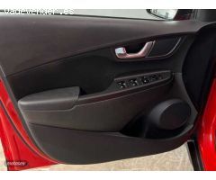 Hyundai Kona 1.0 TGDI Maxx 4x2 de 2021 con 38.000 Km por 17.500 EUR. en Valencia