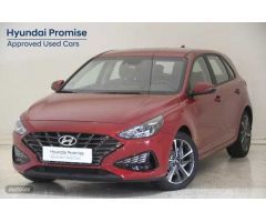Hyundai i30 1.5 DPI Klass SLX 110 de 2023 con 15.435 Km por 18.300 EUR. en Lleida