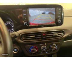 Hyundai i10 1.2 MPI Tecno 2C de 2021 con 24.100 Km por 13.600 EUR. en Barcelona