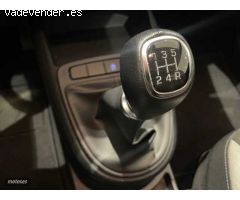 Hyundai i10 1.2 MPI Tecno 2C de 2021 con 24.100 Km por 13.600 EUR. en Barcelona