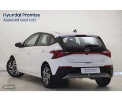 Hyundai i20 1.0 TGDI Klass 100 de 2024 con 10.869 Km por 18.900 EUR. en Burgos