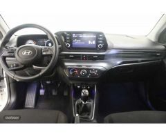 Hyundai i20 1.0 TGDI Klass 100 de 2024 con 10.869 Km por 18.900 EUR. en Burgos