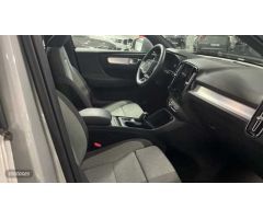 Volvo XC40 2.0 B3 CORE AUTO 163 5P de 2024 con 25.500 Km por 33.900 EUR. en Valencia