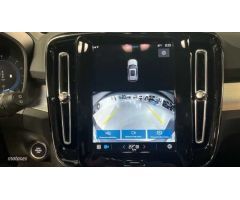 Volvo XC40 2.0 B3 CORE AUTO 163 5P de 2024 con 25.500 Km por 33.900 EUR. en Valencia