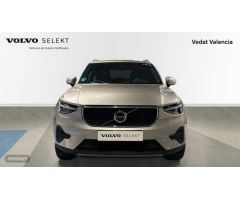 Volvo XC40 2.0 B3 CORE AUTO 163 5P de 2024 con 17.076 Km por 33.900 EUR. en Valencia