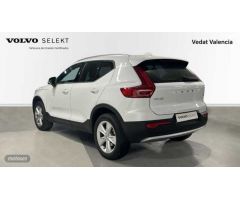 Volvo XC40 Core, B3 Mild Hybrid, Gasolina de 2024 con 24.800 Km por 33.900 EUR. en Valencia