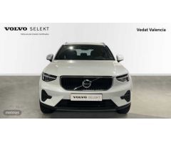 Volvo XC40 Core, B3 Mild Hybrid, Gasolina de 2024 con 24.800 Km por 33.900 EUR. en Valencia