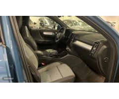 Volvo XC40 XC40 Core, B3 Mild Hybrid, Gasolina de 2024 con 27.100 Km por 33.900 EUR. en Valencia