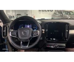 Volvo XC40 XC40 Core, B3 Mild Hybrid, Gasolina de 2024 con 27.100 Km por 33.900 EUR. en Valencia