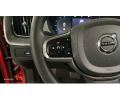 Volvo XC 60 2.0 B4 D PLUS DARK AUTO 197 5P de 2024 con 20.227 Km por 43.900 EUR. en Valencia