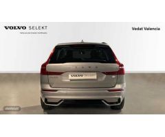 Volvo XC 60 2.0 T6 RECHARGE PLUS DARK AUTO 4WD 350 5P de 2024 con 36.014 Km por 47.900 EUR. en Valen