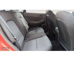 Hyundai Kona 1.0 TGDI Essence 4x2 de 2019 con 62.798 Km por 14.900 EUR. en Murcia
