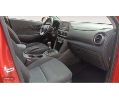 Hyundai Kona 1.0 TGDI Essence 4x2 de 2019 con 62.798 Km por 14.900 EUR. en Murcia