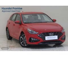 Hyundai i30 1.5 DPI Klass SLX 110 de 2022 con 32.827 Km por 15.800 EUR. en Girona