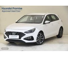 Hyundai i30 1.5 DPI Klass SLX 110 de 2022 con 16.760 Km por 15.800 EUR. en Girona