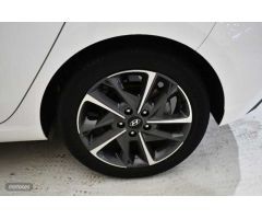Hyundai i30 1.5 DPI Klass SLX 110 de 2022 con 16.760 Km por 15.800 EUR. en Girona