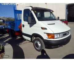 Iveco Daily 35C11 CON PLUMA Y BASCULANTE de 2005 con 215.000 Km por 16.000 EUR. en Murcia