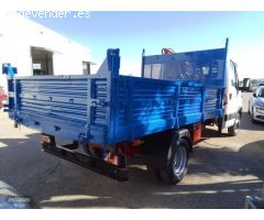 Iveco Daily 35C11 CON PLUMA Y BASCULANTE de 2005 con 215.000 Km por 16.000 EUR. en Murcia