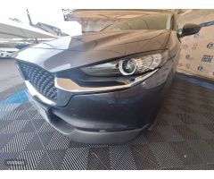 Mazda CX-30 2.0 MHEV EVOLUTION 186CV AUT. 5P de 2022 con 61.972 Km por 26.300 EUR. en Pontevedra