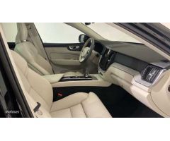 Volvo XC 60 XC60 Recharge Ultimate, T6 AWD Hibrido enchufable, Electrico/Gasolina, Dark de 2023 con