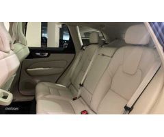 Volvo XC 60 XC60 Recharge Ultimate, T6 AWD Hibrido enchufable, Electrico/Gasolina, Dark de 2023 con