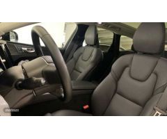 Volvo XC 60 XC60 Recharge Ultimate, T6 AWD Hibrido enchufable, Electrico/Gasolina, Dark de 2023 con